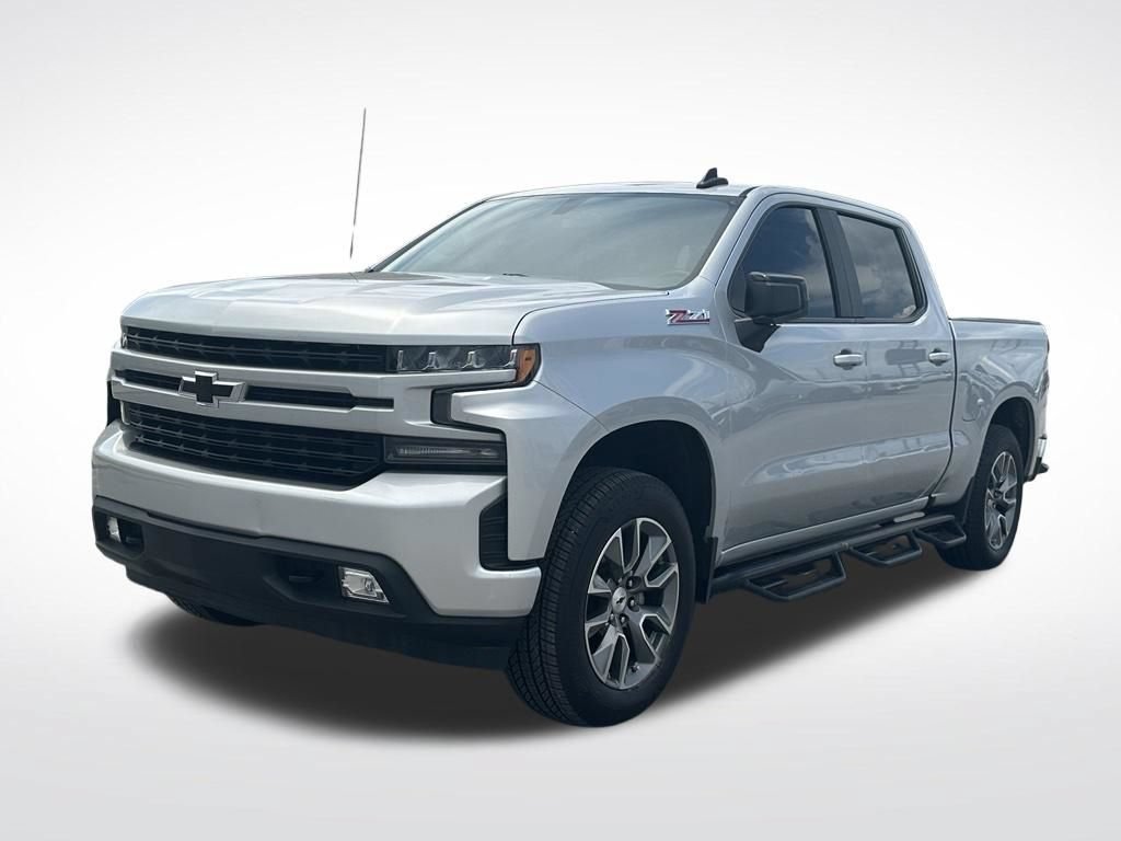 Used 2020 SILVER ICE METALLIC Chevrolet RST image 2