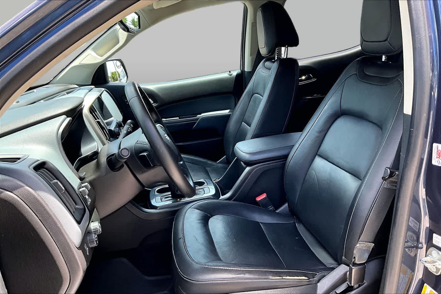 Used 2018 Centennial Blue Metallic Chevrolet 4WD Z71 image 8