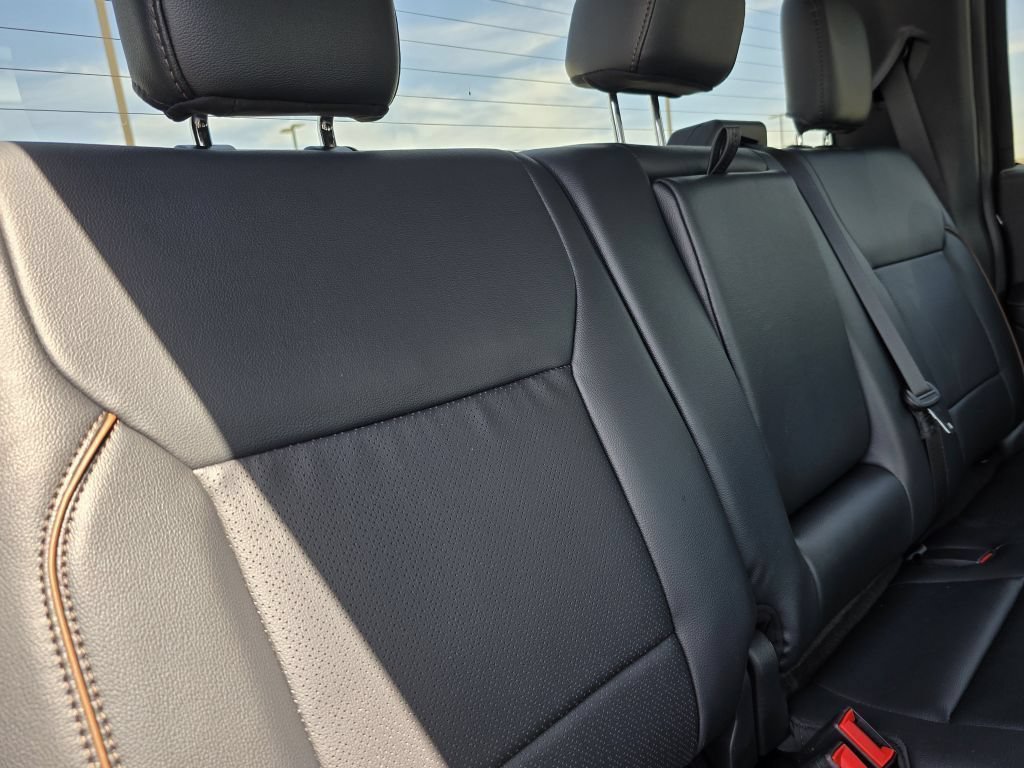 New 2026 Agate Black Metallic Ford LARIAT image 32