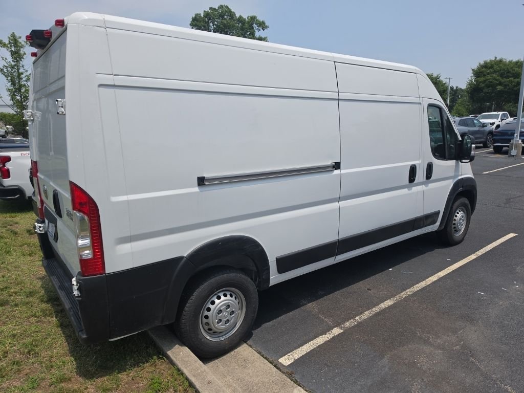 Used 2025 White Ram High Roof image 11