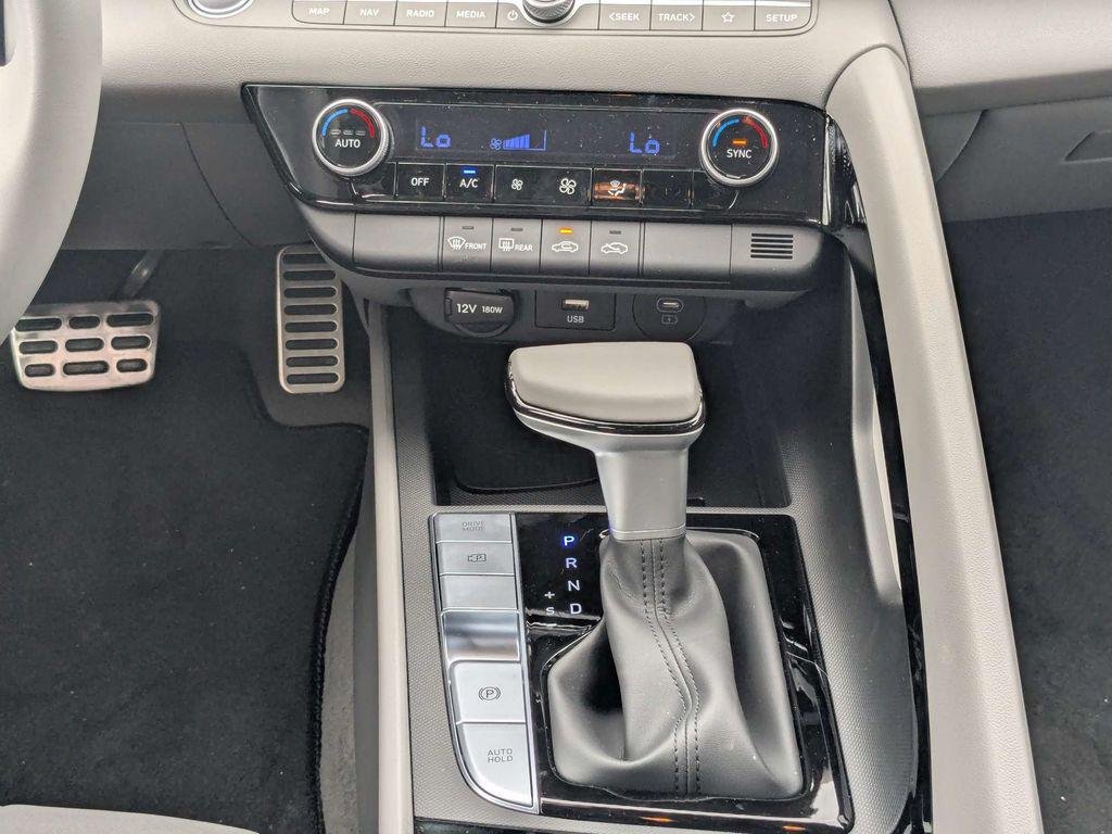 New 2026 White Hyundai SEL Sport image 18