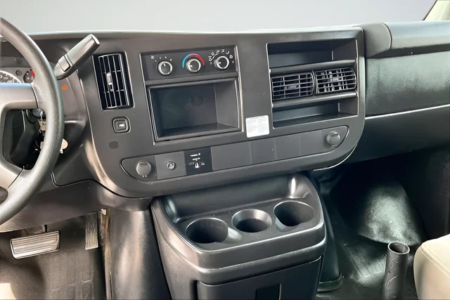 Used 2012 White GMC Work Van image 9