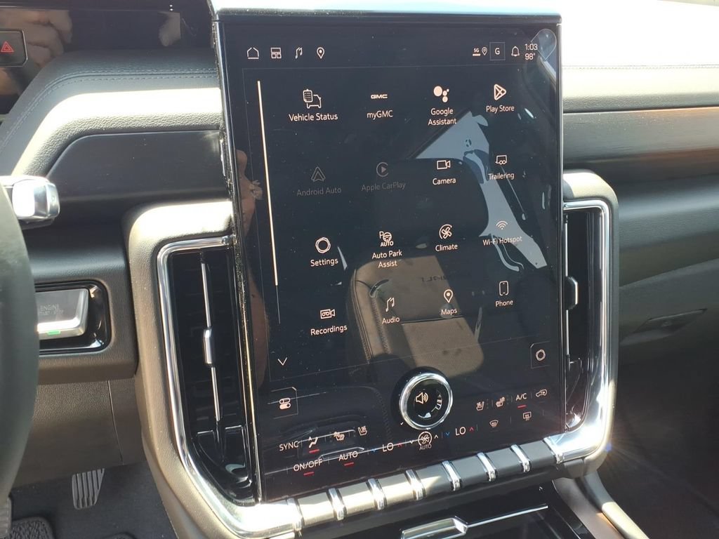 2026 GMC Yukon XL Denali - Photo 17