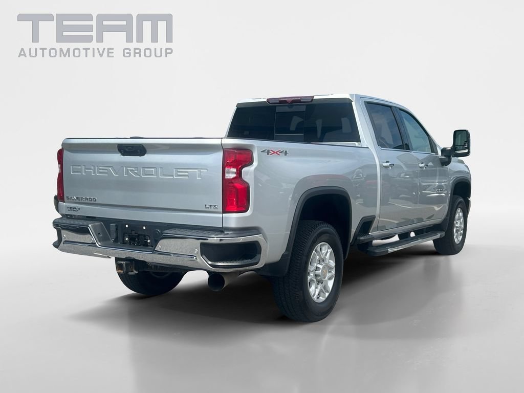 Used 2022 Silver Ice Metallic Chevrolet LTZ image 7