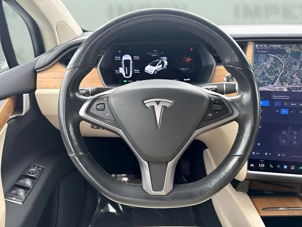 Used 2019  Tesla 100D image 15