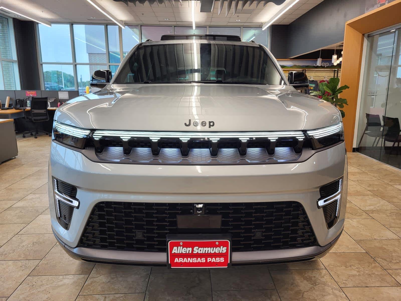 New 2026 Silver Zynith Jeep Limited Reserve image 8