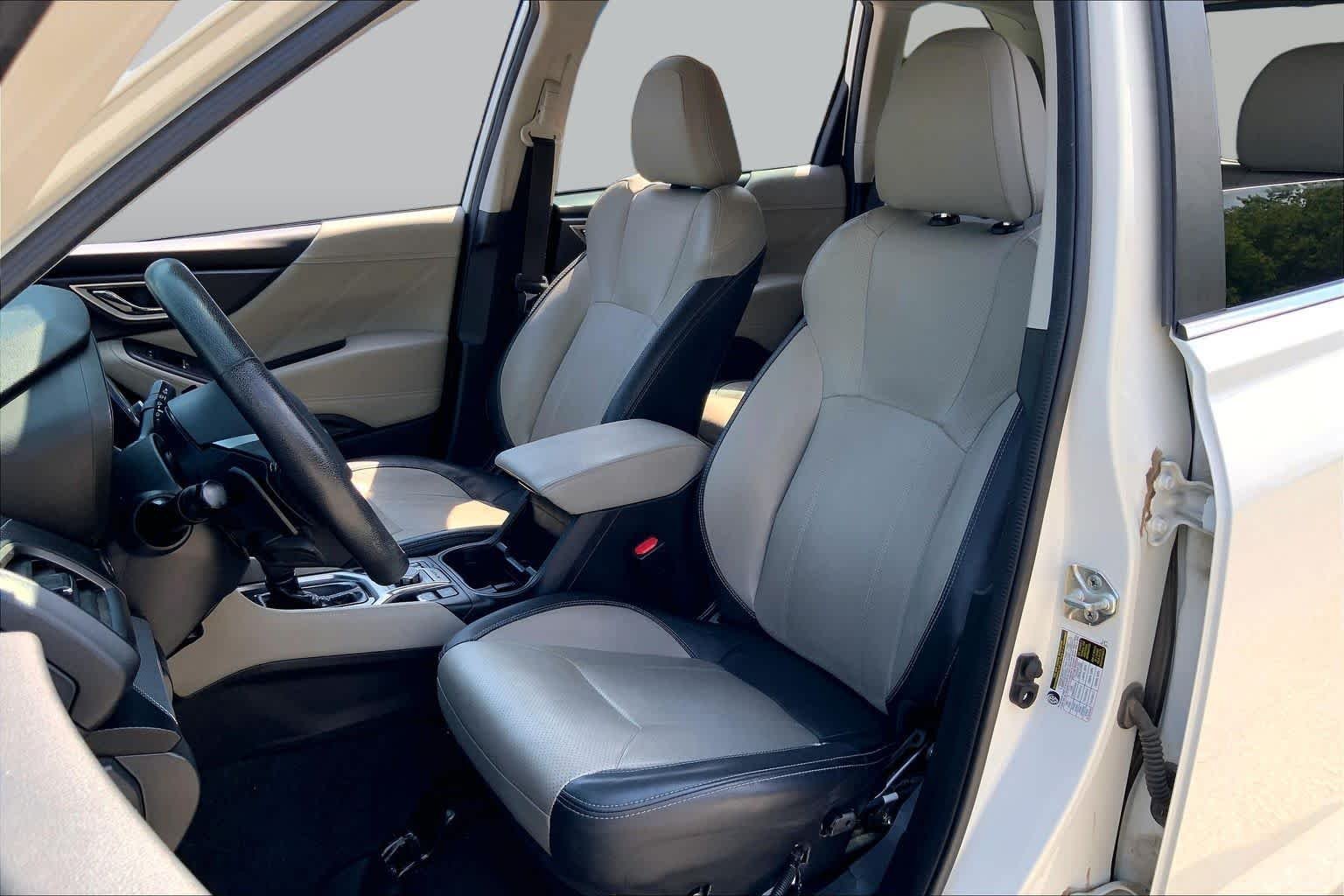 Used 2021 Crystal White Pearl Subaru Limited image 8