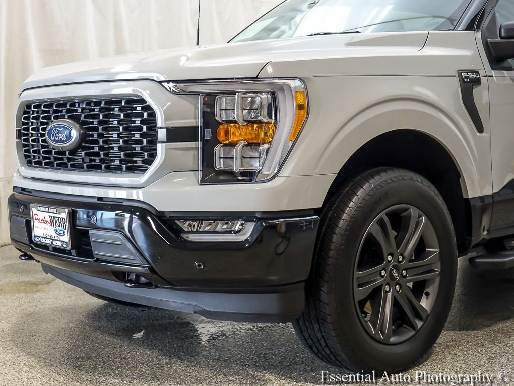 Used 2023 Yellow Ford XLT image 3