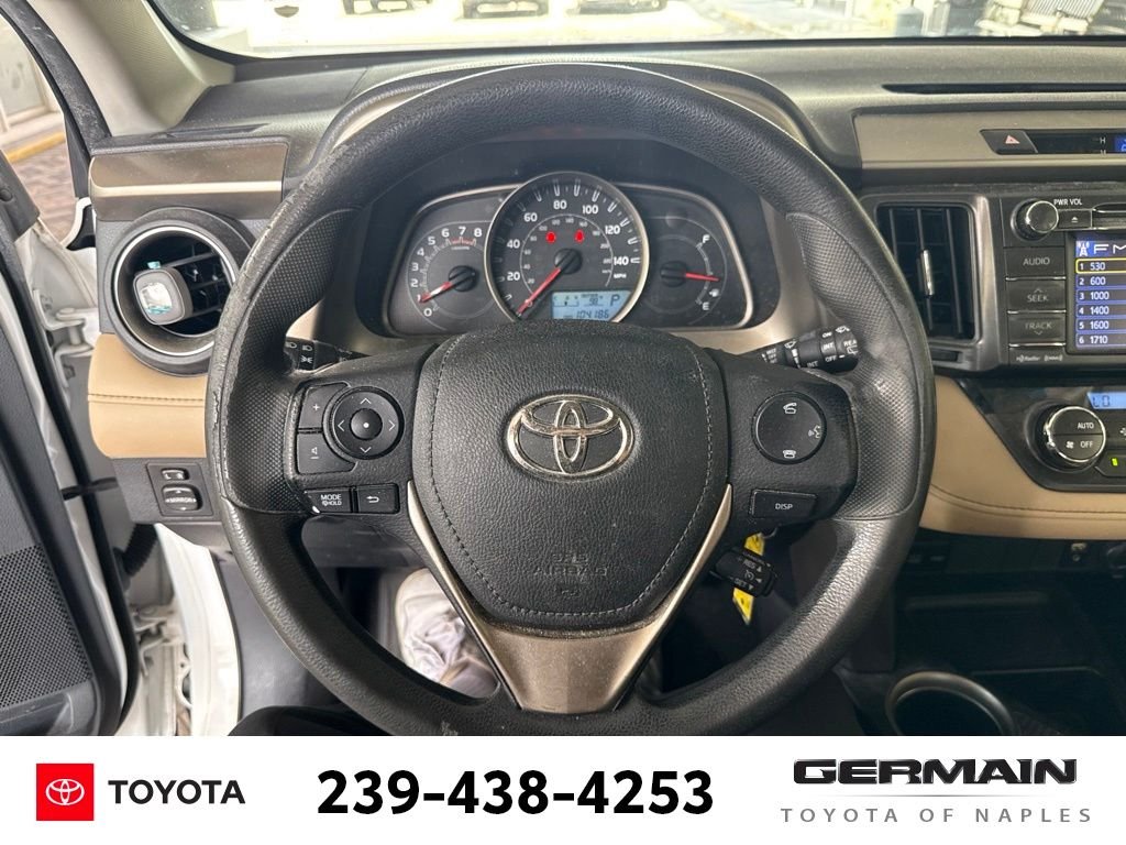 Used 2013 White Toyota XLE image 16