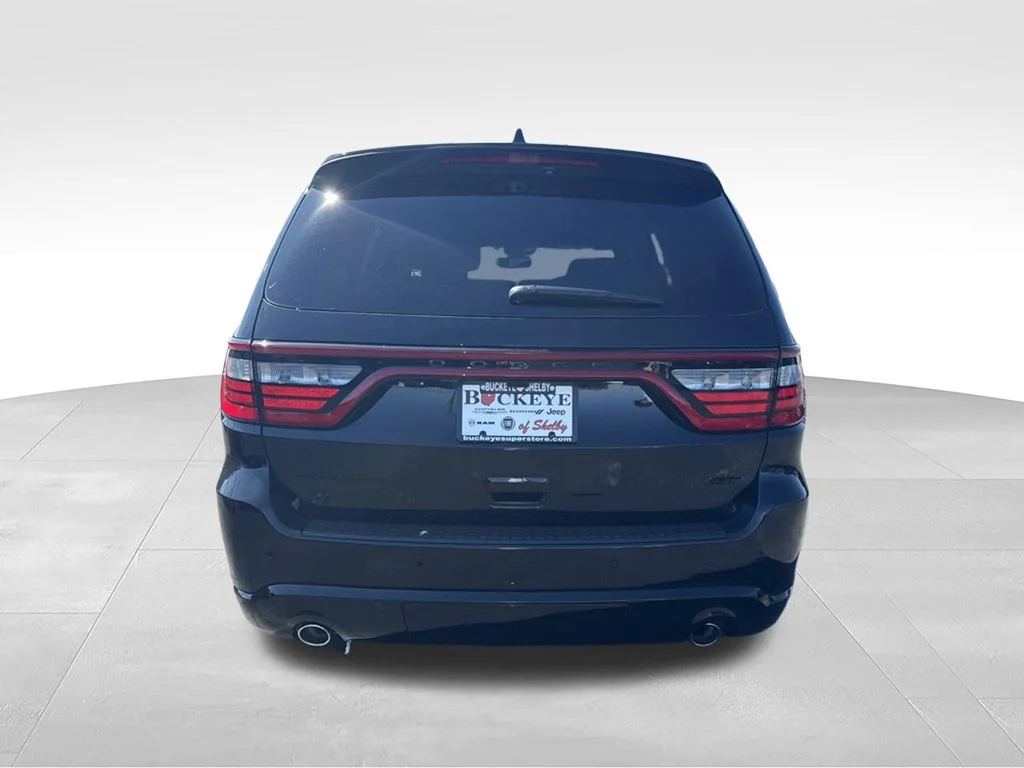 New 2026 Diamond Black Clear-Coat Exterior Paint Dodge GT image 4
