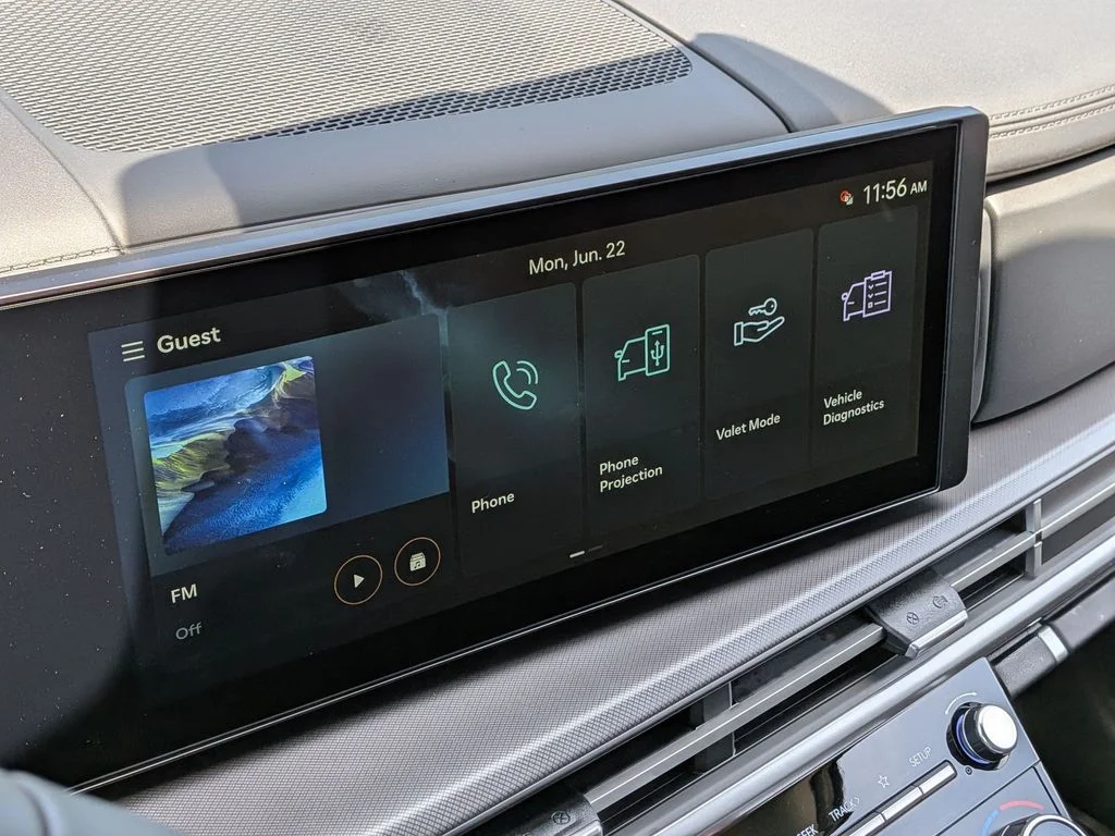 New 2026 Silver Hyundai SEL image 18