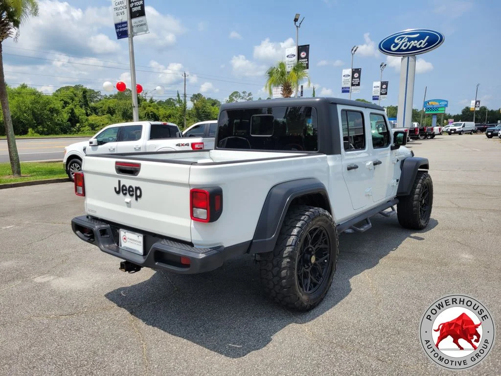 Used 2020 White Jeep Sport image 5