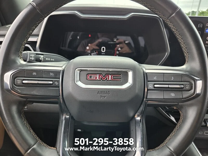 Used 2023 Summit White GMC 4WD Crew Cab AT4 image 22