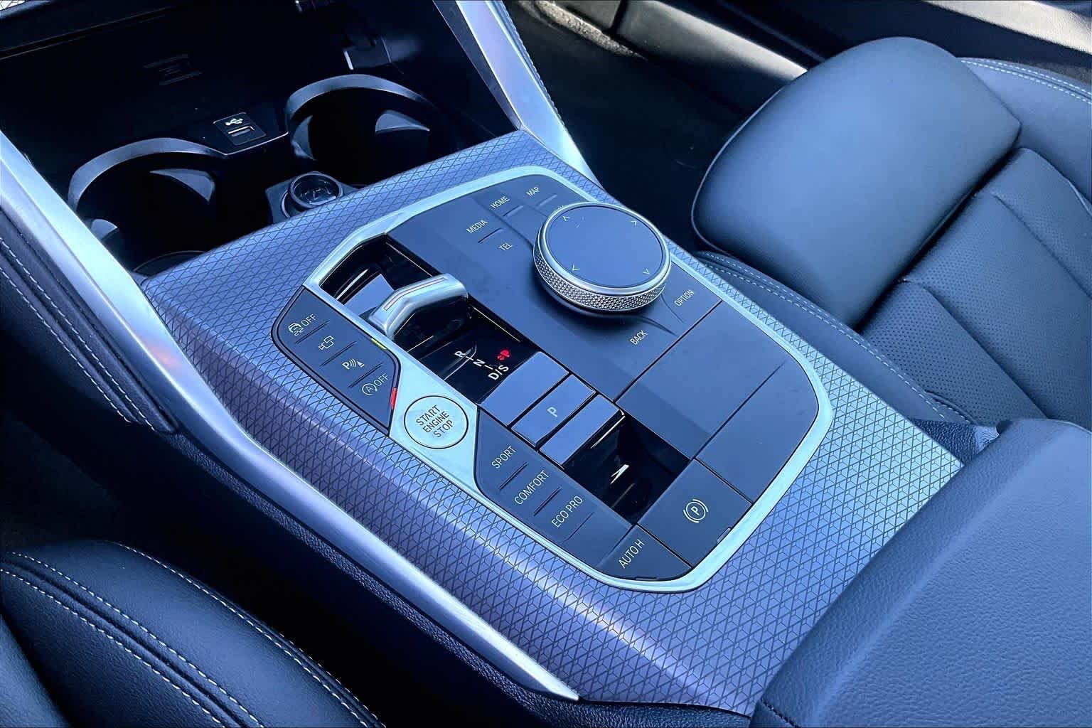 Used 2026 Portimao Blue Metallic BMW M440i image 15