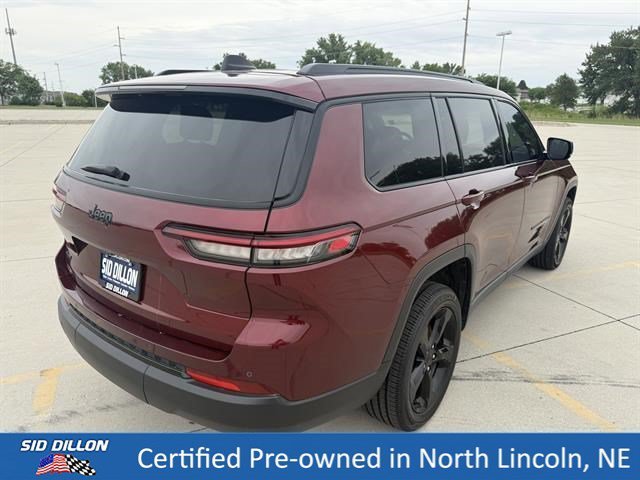 Used 2024 Velvet Red Pearlcoat Jeep Altitude image 8