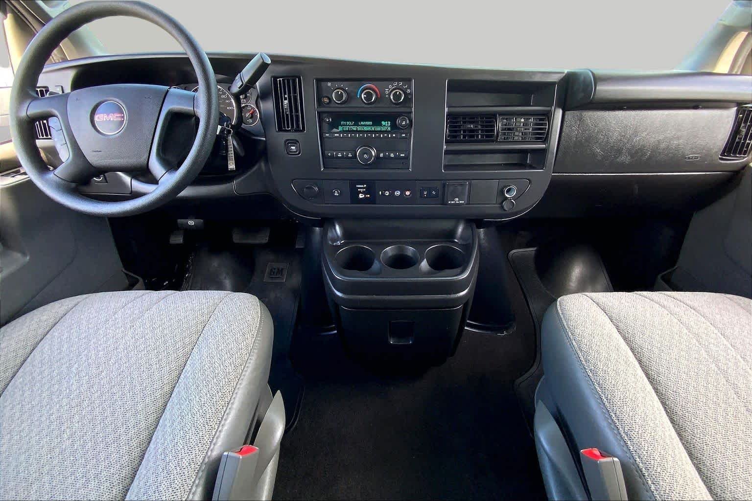 Used 2025 Summit White GMC LT image 15