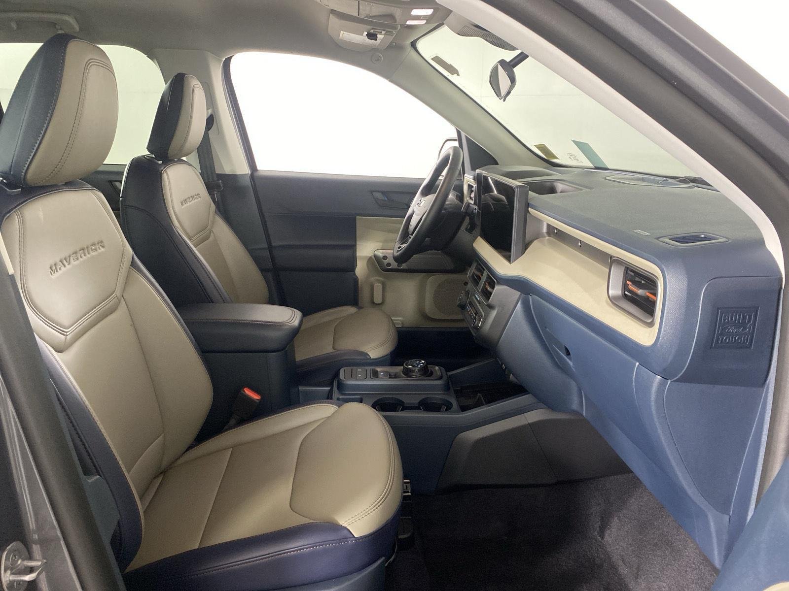Used 2025 Carbonized Gray Metallic Ford  image 37