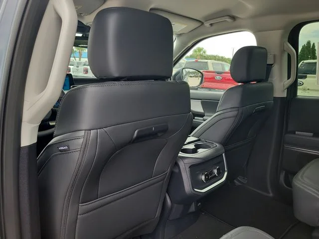 New 2027 Gray Metallic Ford Active image 14