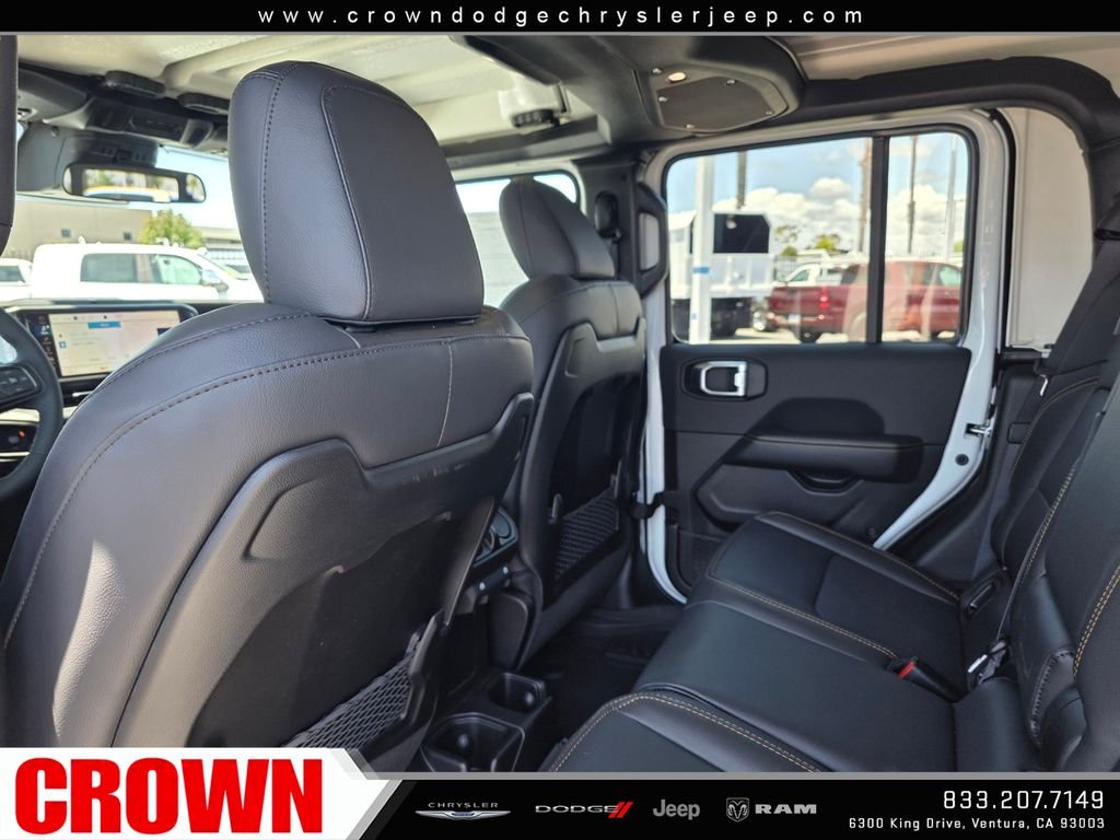 New 2026 Bright White Clearcoat Jeep Sahara image 12