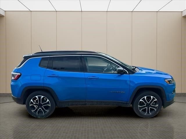 Used 2024 Blue Jeep Limited image 12