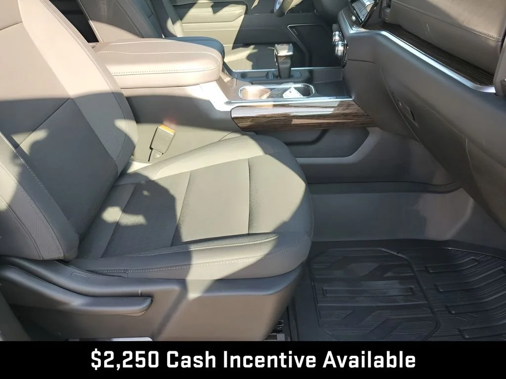 New 2026 Onyx Black GMC Elevation image 19