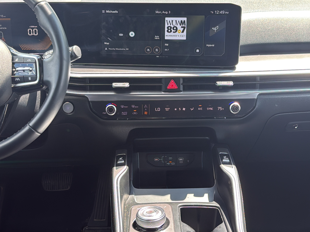 Used 2025 Black Kia EX image 20