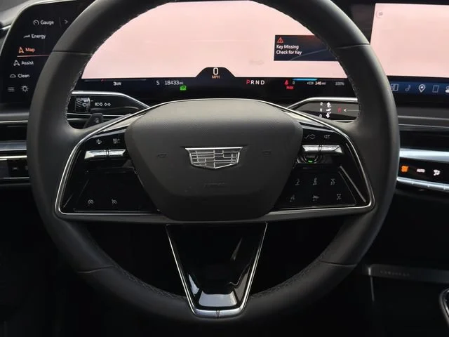 2024 Cadillac LYRIQ Tech - Photo 13