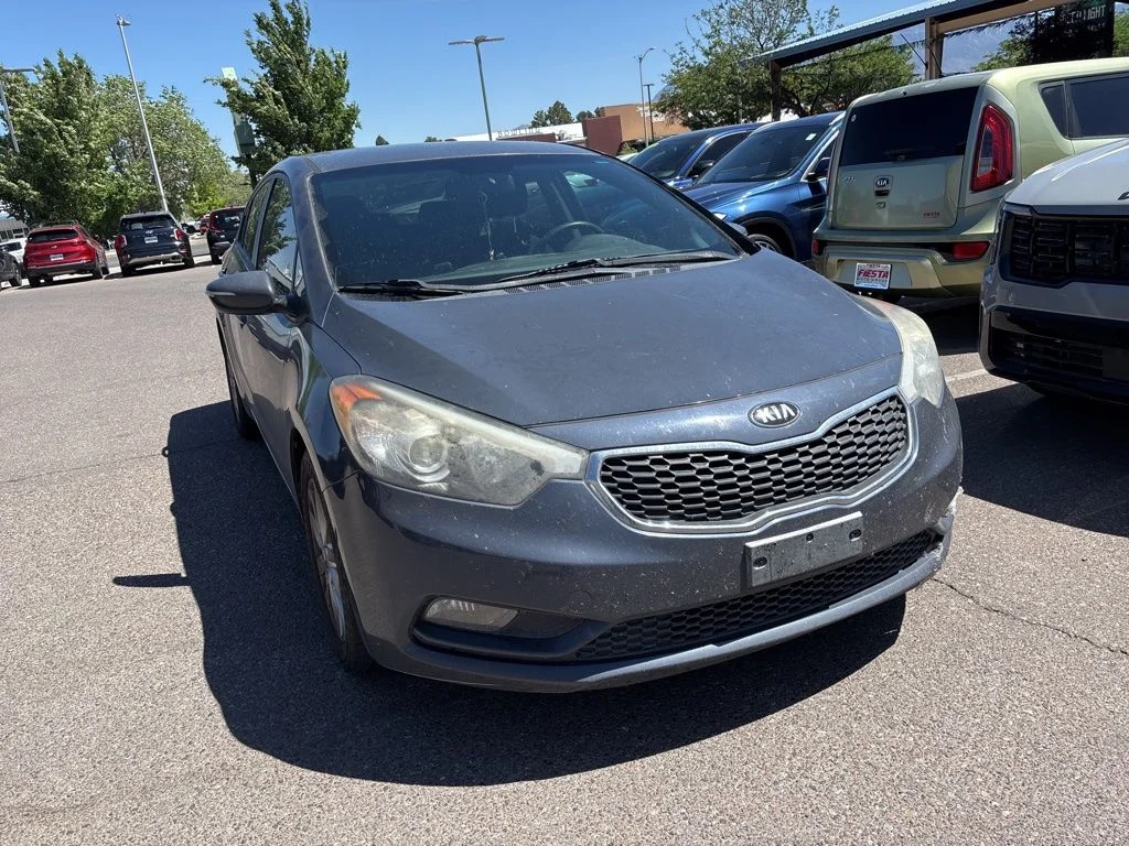 2016 Kia Forte LX AT's photo