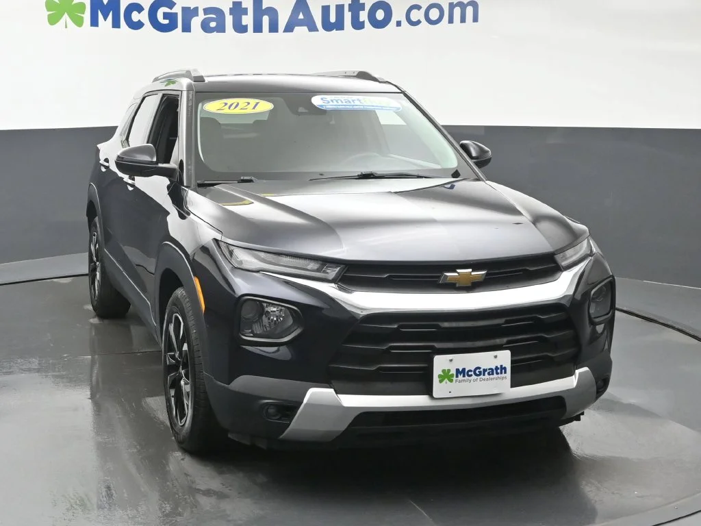 Used 2021 Blue Chevrolet LT image 5