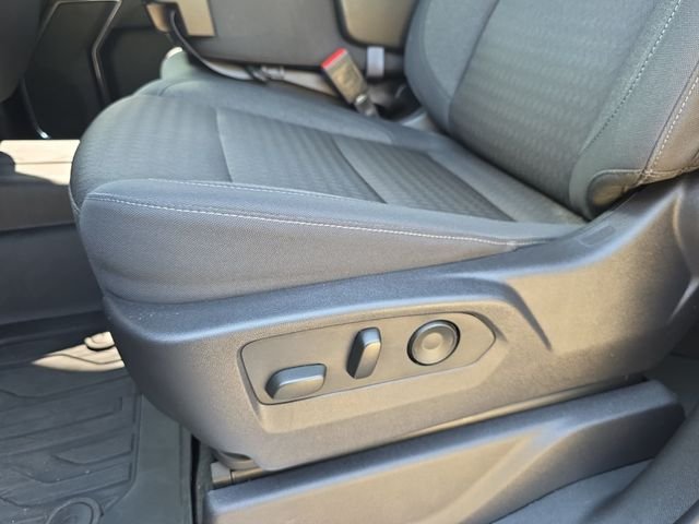 Used 2024 Gray GMC Elevation image 32