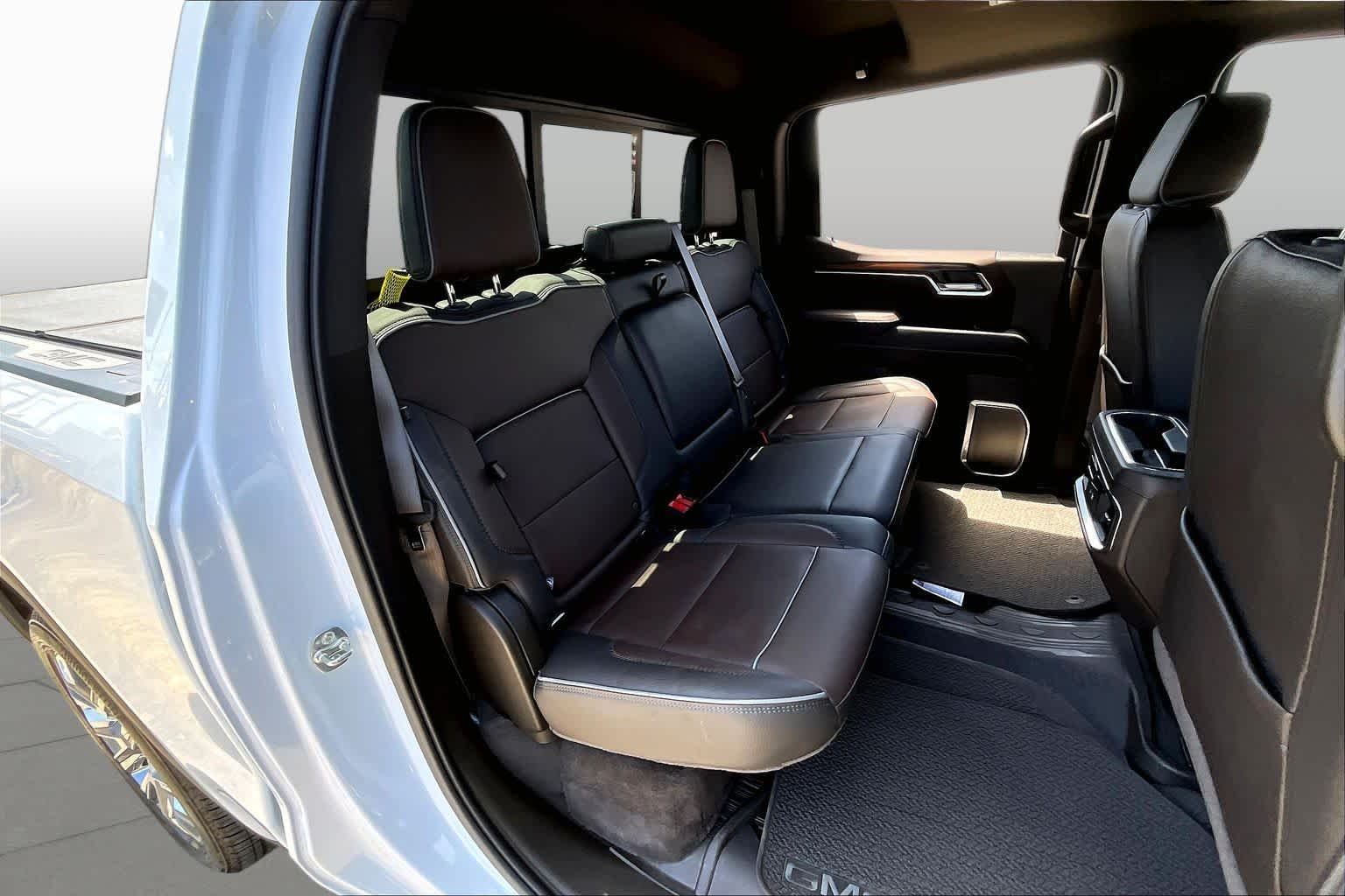 Used 2026 Glacier White Tricoat GMC Denali image 20
