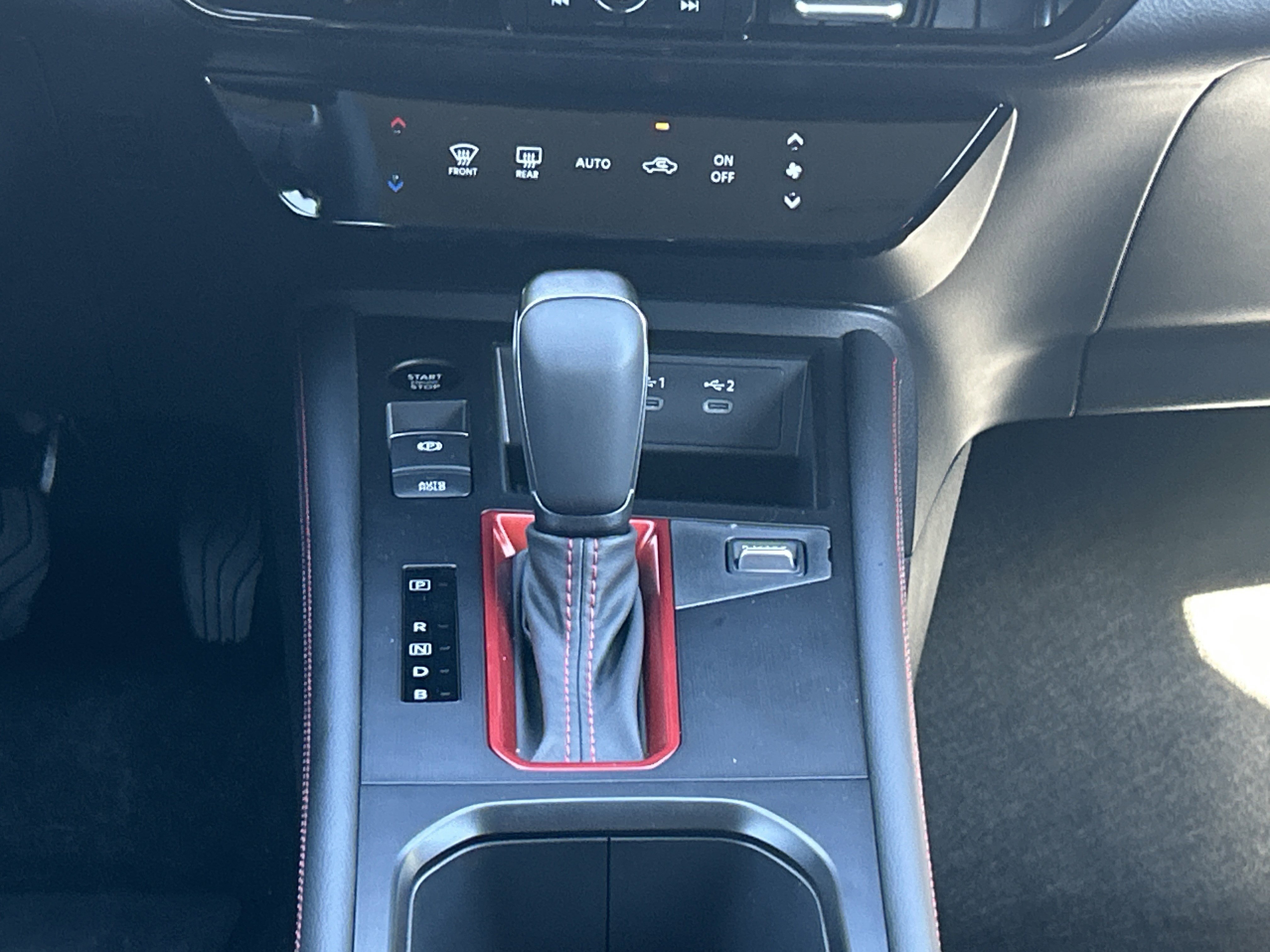 2026 Nissan KICKS SR - Photo 6