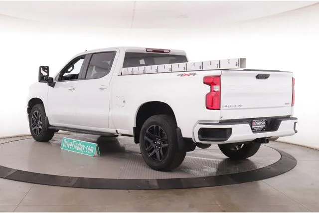 Used 2024 White Chevrolet RST image 8