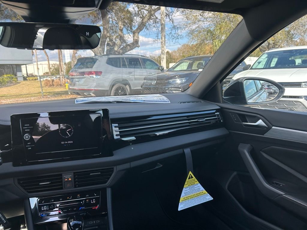 New 2026 White Volkswagen 1.5T Sport image 9