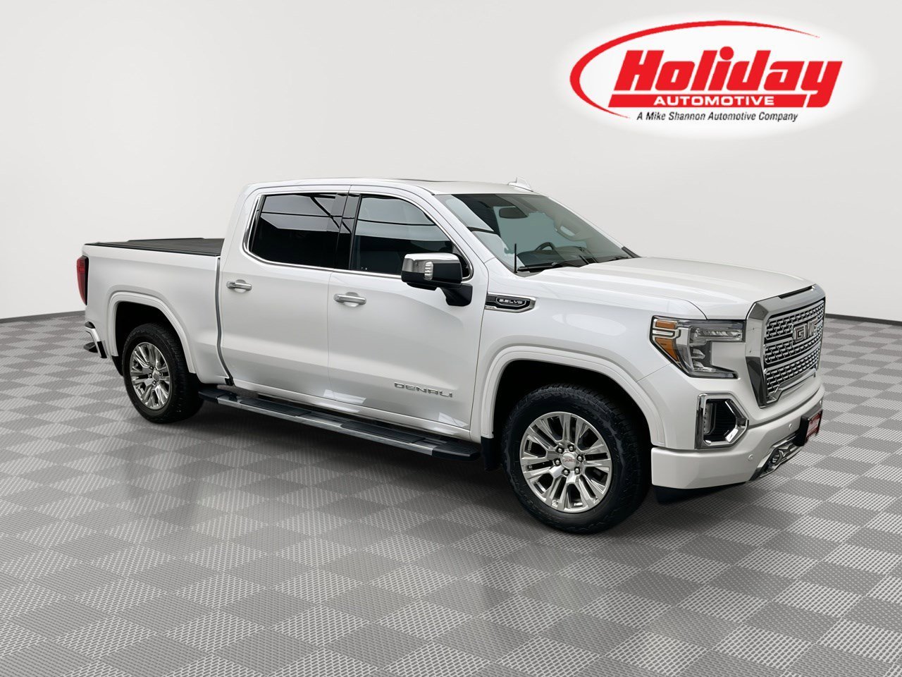2020 GMC Sierra 4WD Crew Cab Short Box Denali's photo