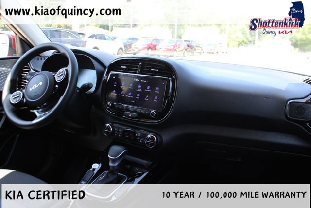 Used 2025 Red Kia S image 9