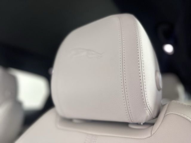 2026 Jaguar F-Pace R-Dynamic S - Photo 12