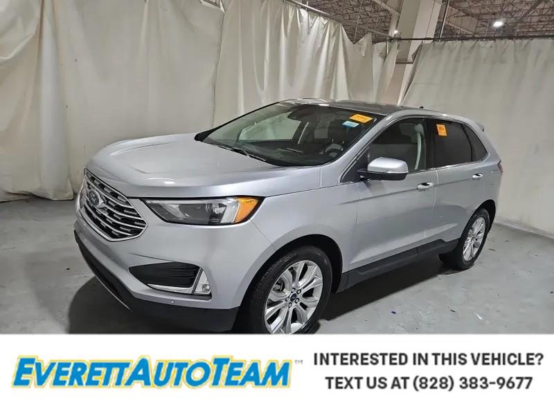 2022 Ford Edge Titanium AWD's photo