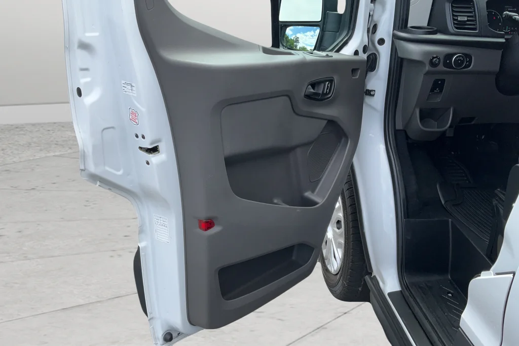 2024 Ford Transit Passenger Van XLT - Photo 11
