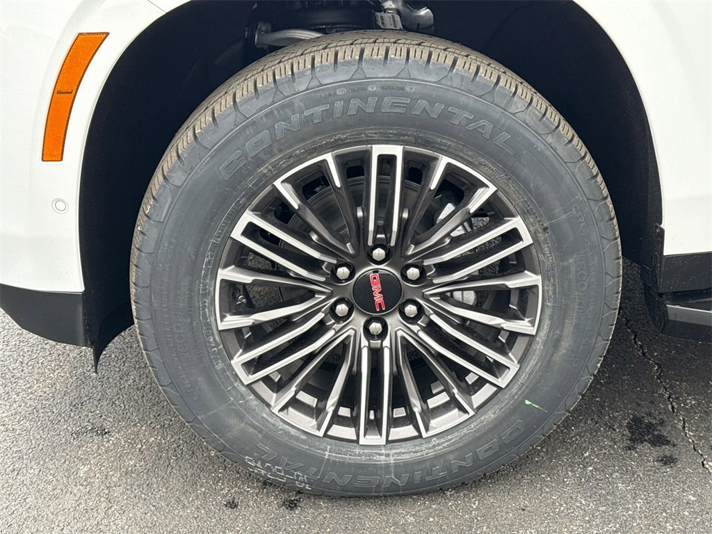 2026 GMC YUKON XL - Image 10