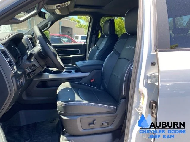 New 2026 Bright White Clear-Coat Exterior Paint RAM LARAMIE image 29