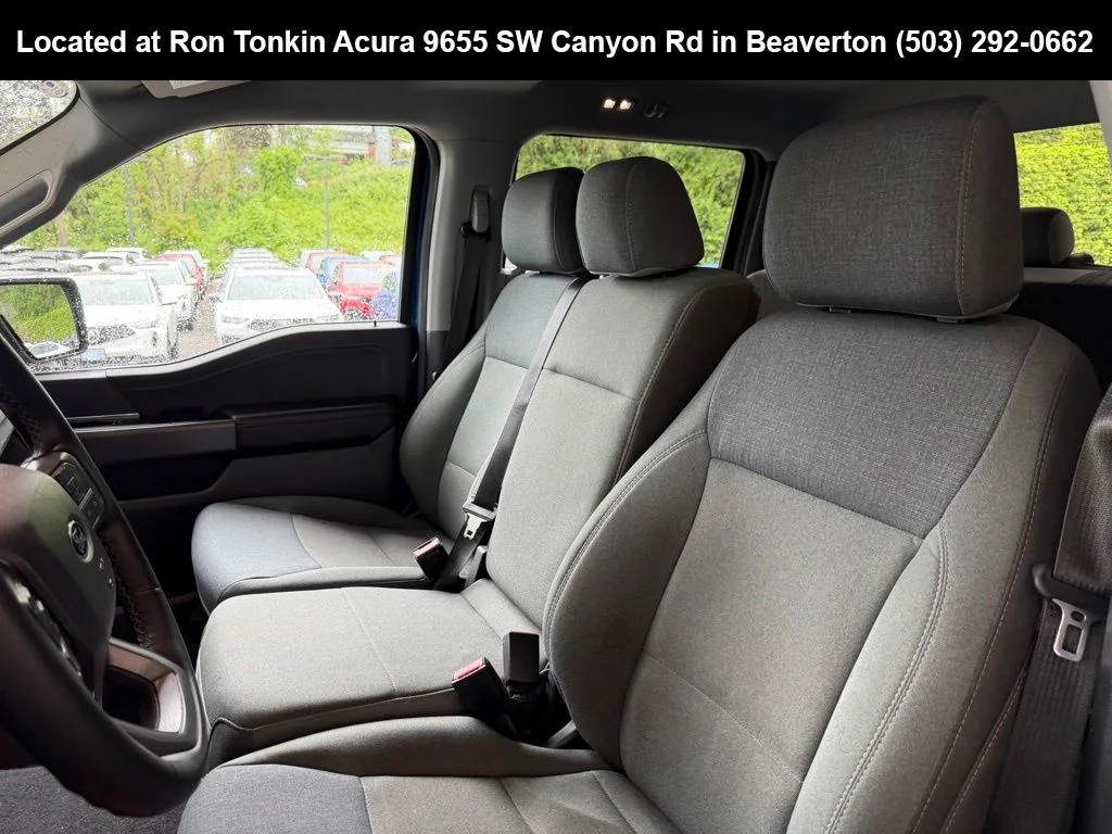Used 2025 Atlas Blue Metallic Ford XLT image 15