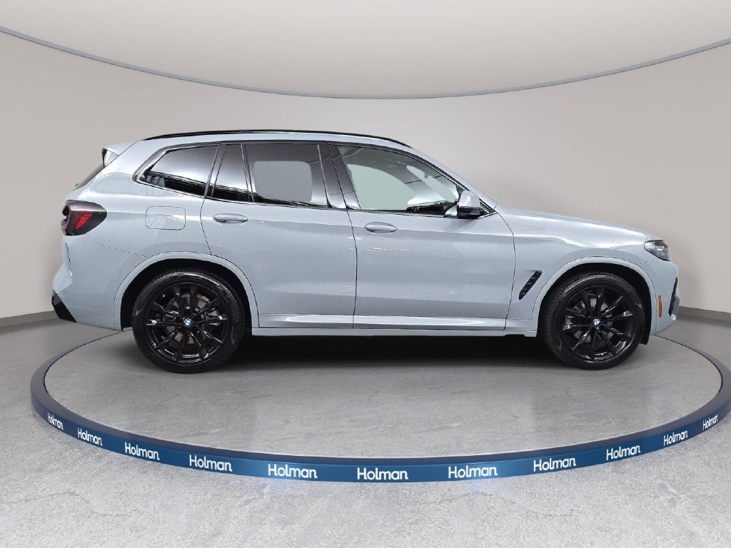 Used 2023 Brooklyn Grey Metallic BMW xDrive30i image 5
