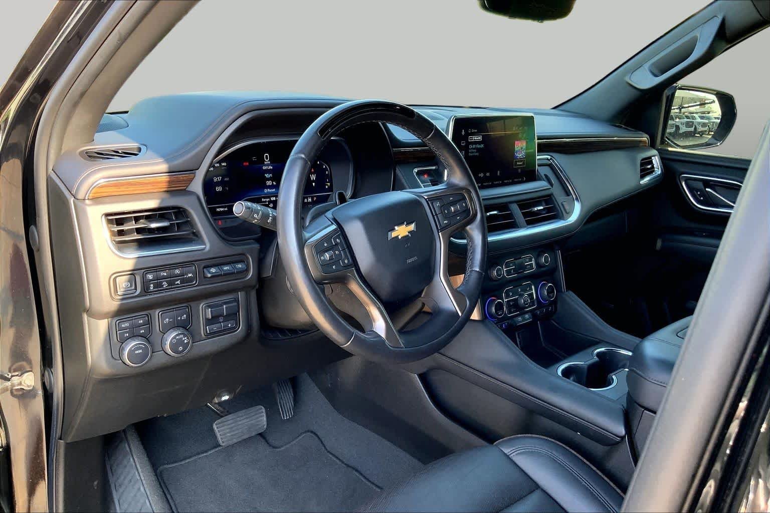 Used 2023 Black Chevrolet High Country image 16