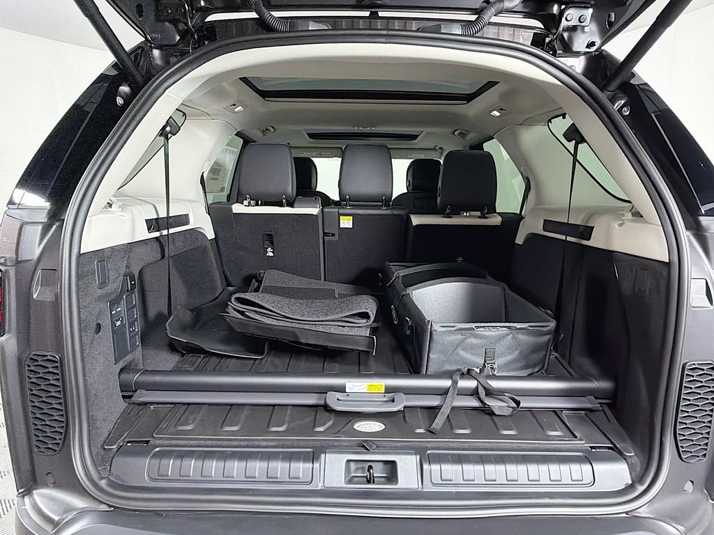 New 2026 Charente Grey Land Rover S image 28