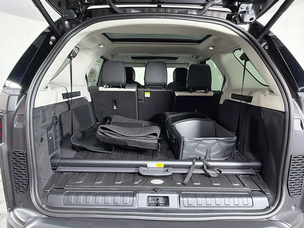 New 2026 Charente Grey Land Rover S image 28