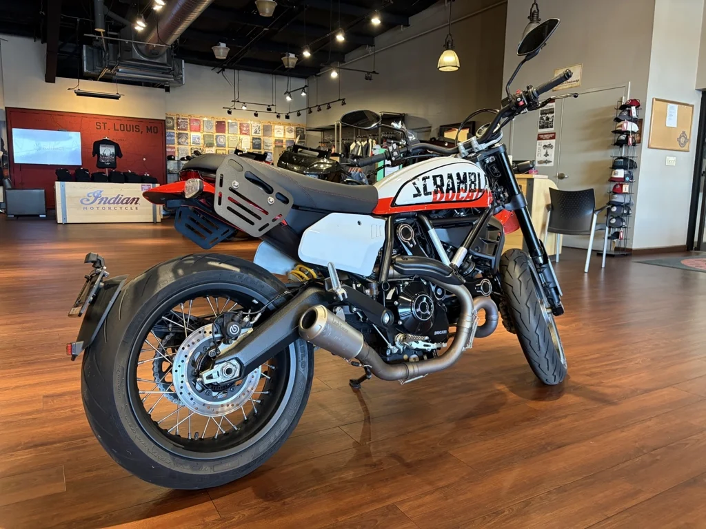 Used 2023 WHRE Ducati  image 2