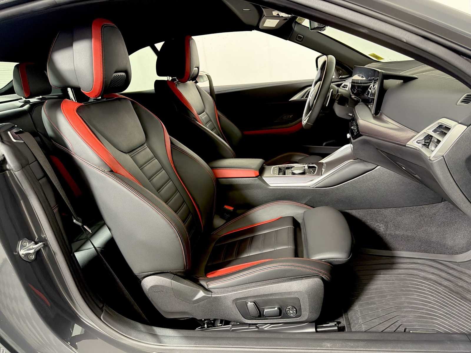 2026 BMW 4 Series M440i - Photo 22