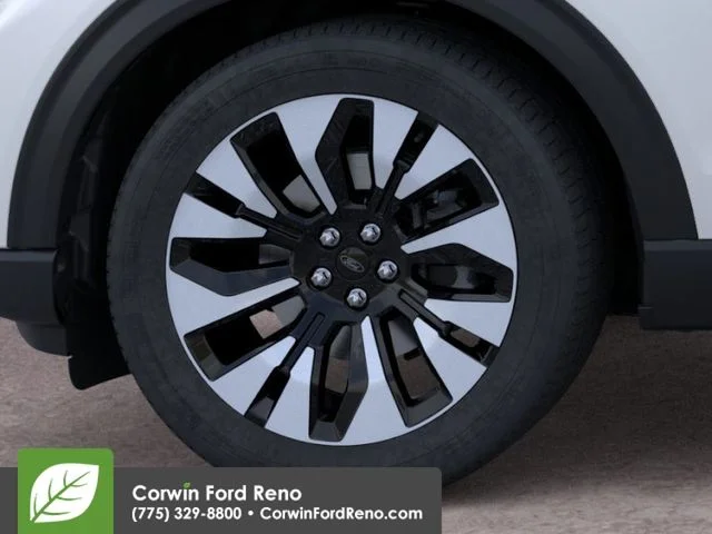 New 2026 Star White Metallic Tri-Coat Ford Platinum image 21