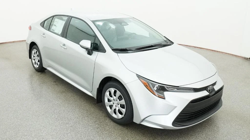 New 2026 Classic Silver Metallic Toyota LE image 10